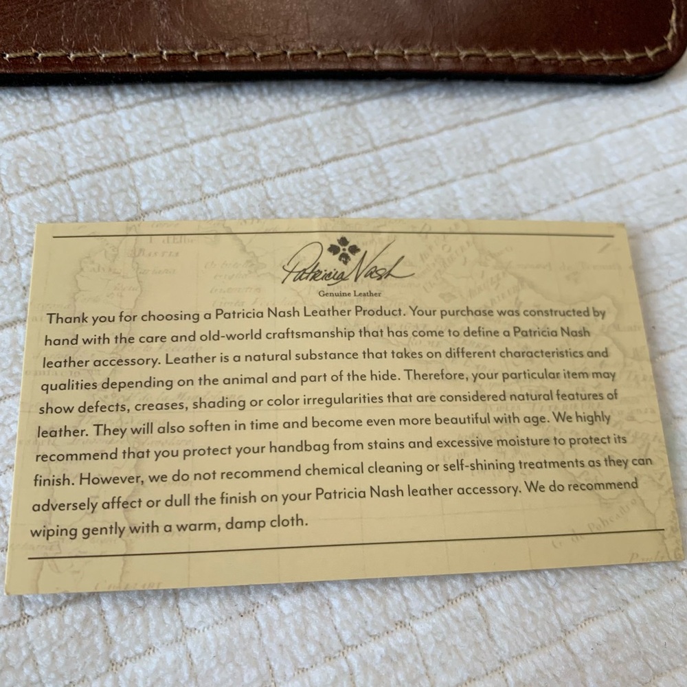 NWT Patricia Nash ‘Venezia Signature World Map’ leather clutch - Picture 10 of 16